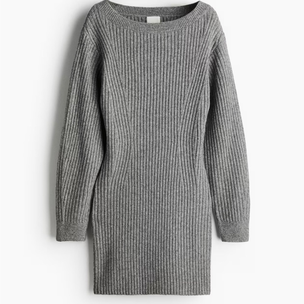 H&M Cream Ribbed Crew Neck Sweater
